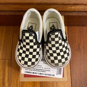 Vans classic checkered vans size 4